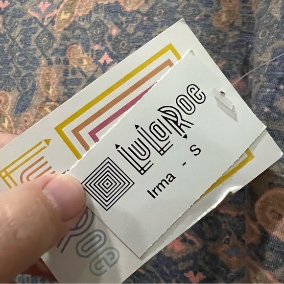 Lularoe Irma Small Medium Longline Paisley Print Tunic Top NWT Y - Picture 4 of 6